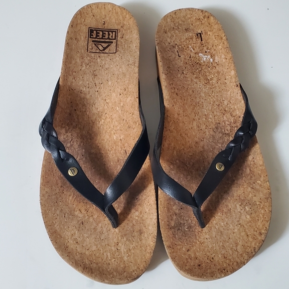 reef sandals - Picture 3 of 7